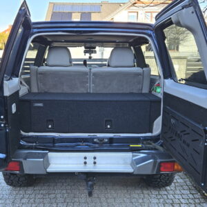 Expedition storage system with sleeping platform for Nissan Patrol Y61 / GU4 (short version)