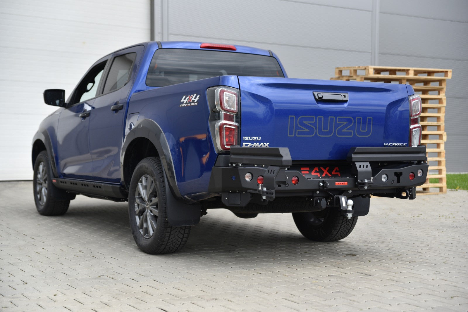 Modular arm, left Isuzu D-MAX 2020-2024