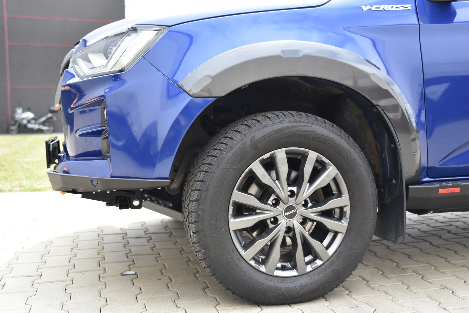 Front bumper, slim version Isuzu D-MAX 2020-2024