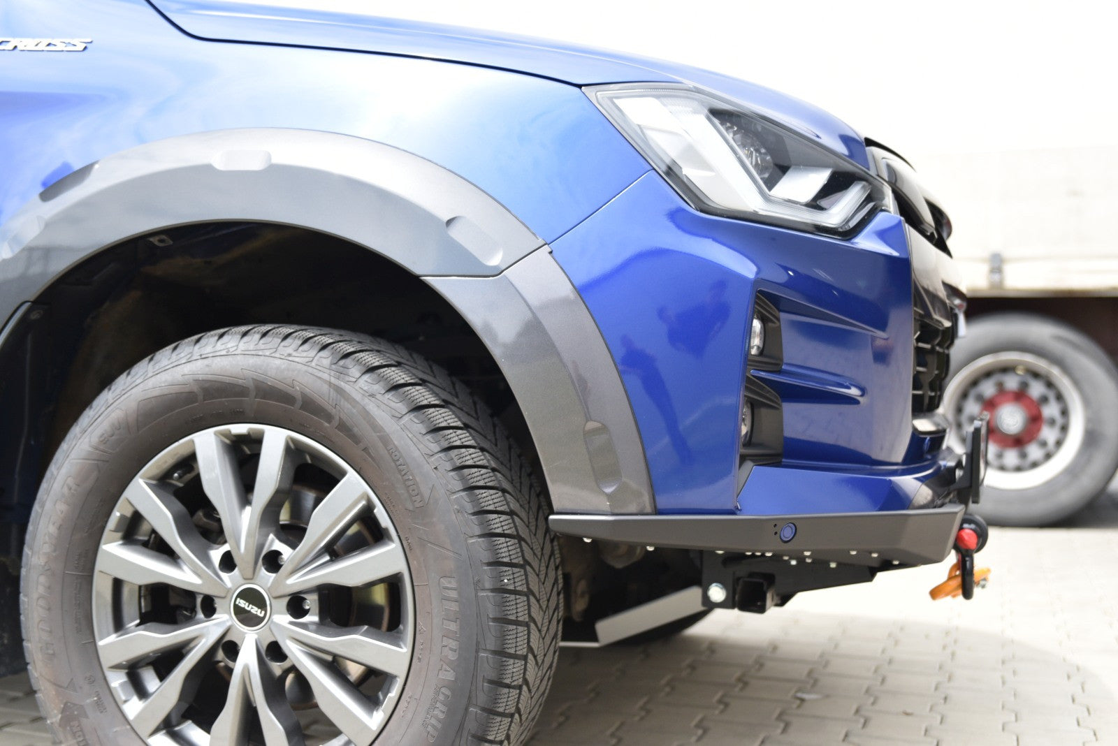 Front bumper, slim version Isuzu D-MAX 2020-2024