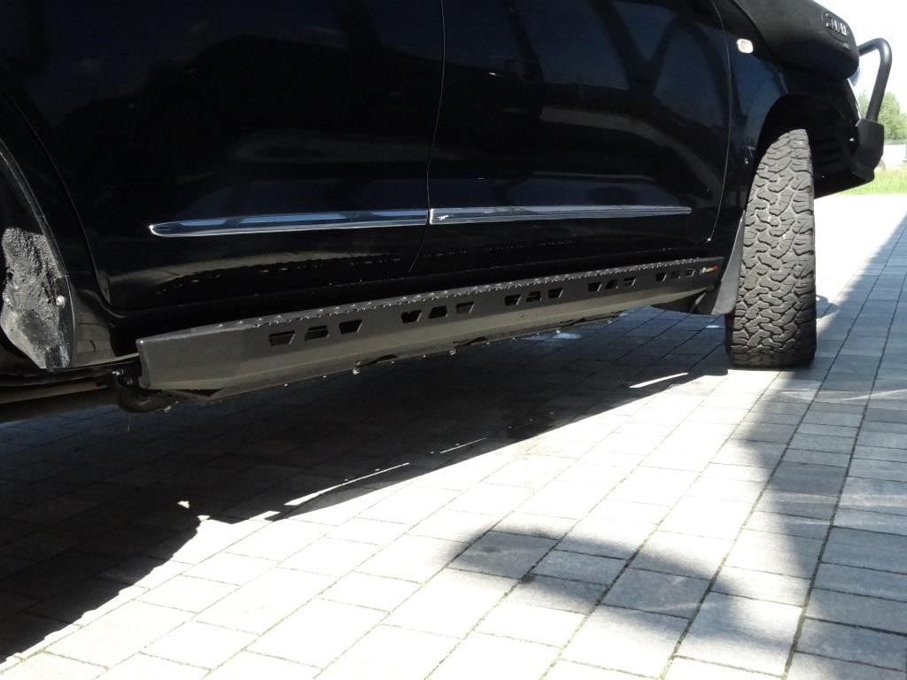 Side steps Toyota LCJ200 2007-2015