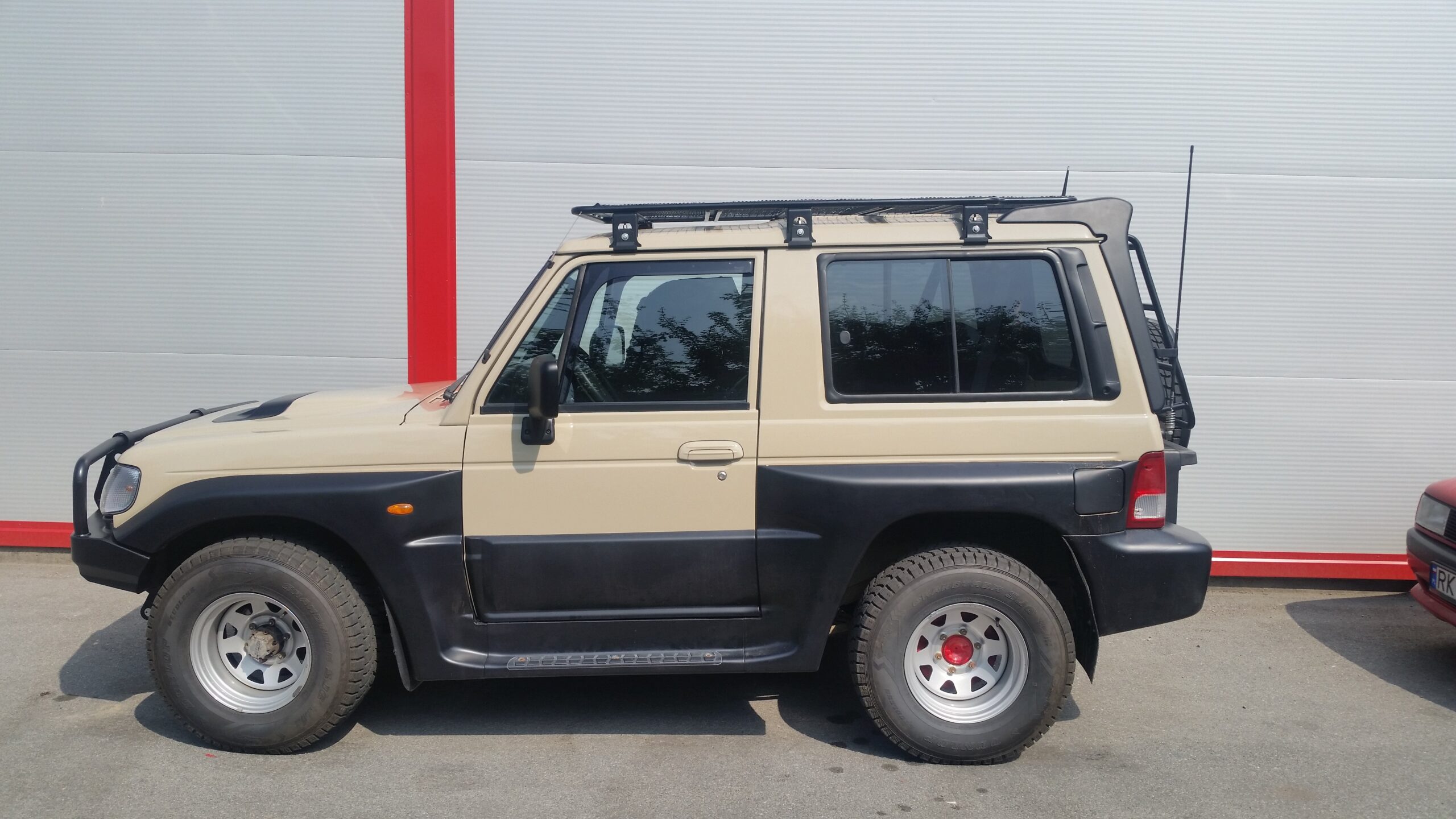 Roof rack / roof platform with mesh Hyundai Galloper Innovation 98-03