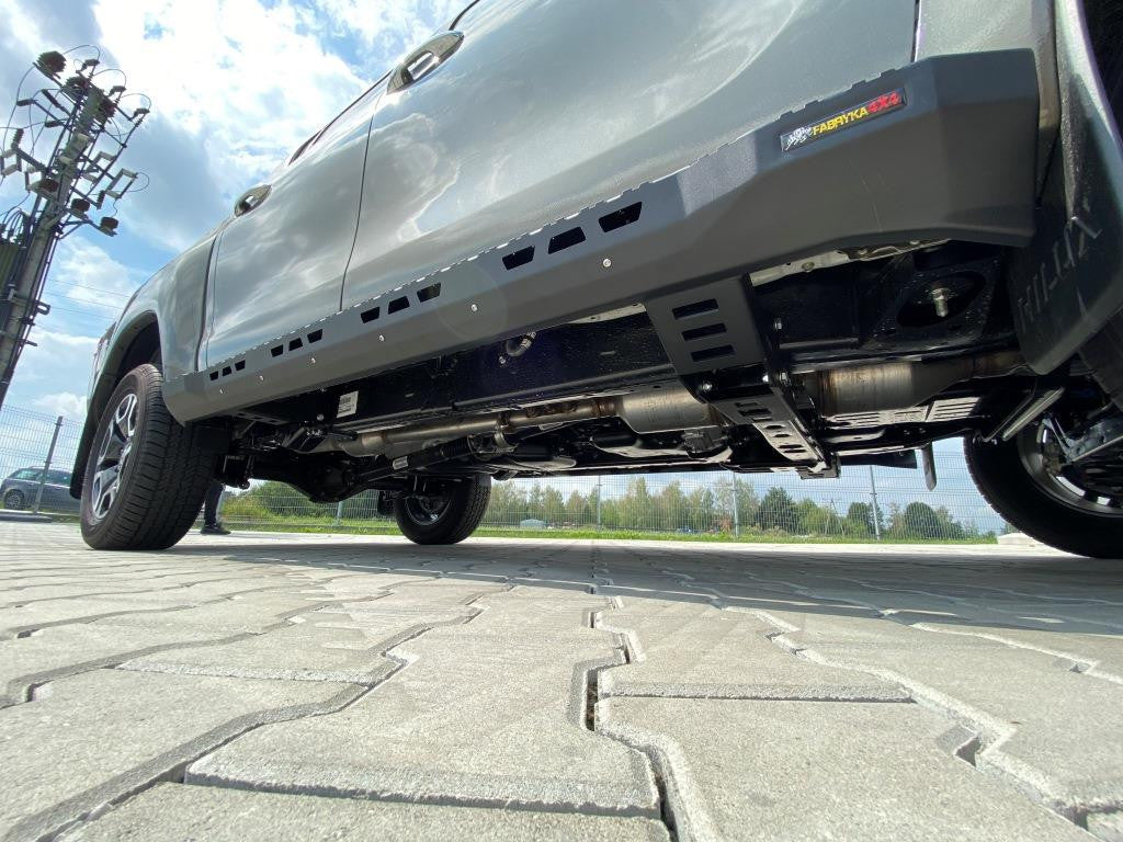 Side steps Toyota Hilux Revo 2020-