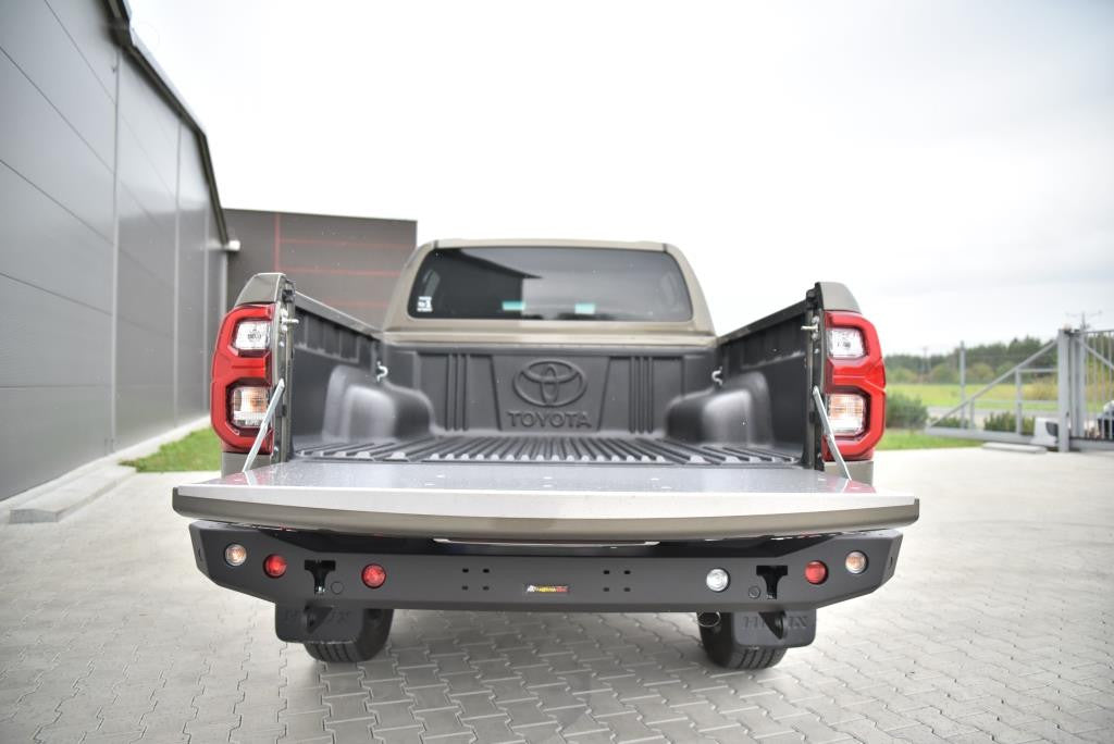 Stainless steel tailgate table / cover Toyota Hilux Revo 2020-