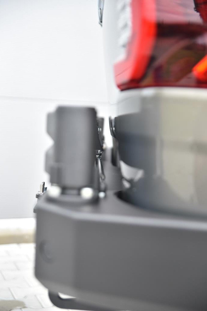 Modular arm, right Toyota Hilux Revo 2020-