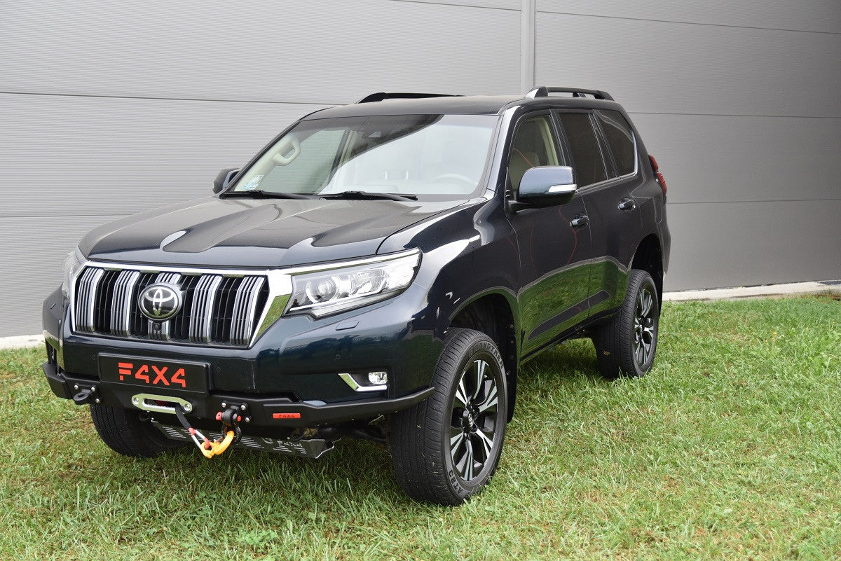 Front bumper, slim version Toyota LCJ150 2017-