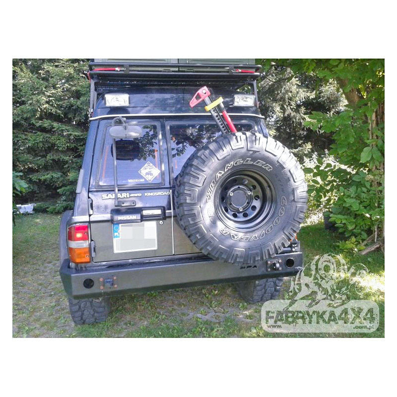 Rear bumper for untrimmed body Nissan Y60