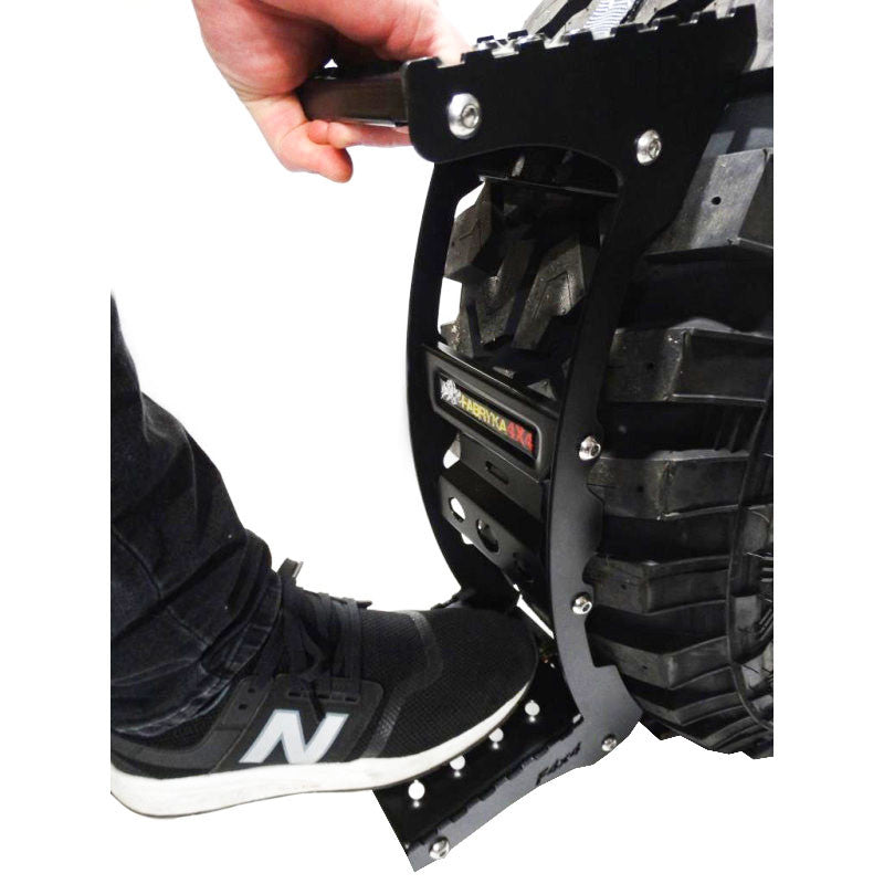 Universal ladder for spare wheel