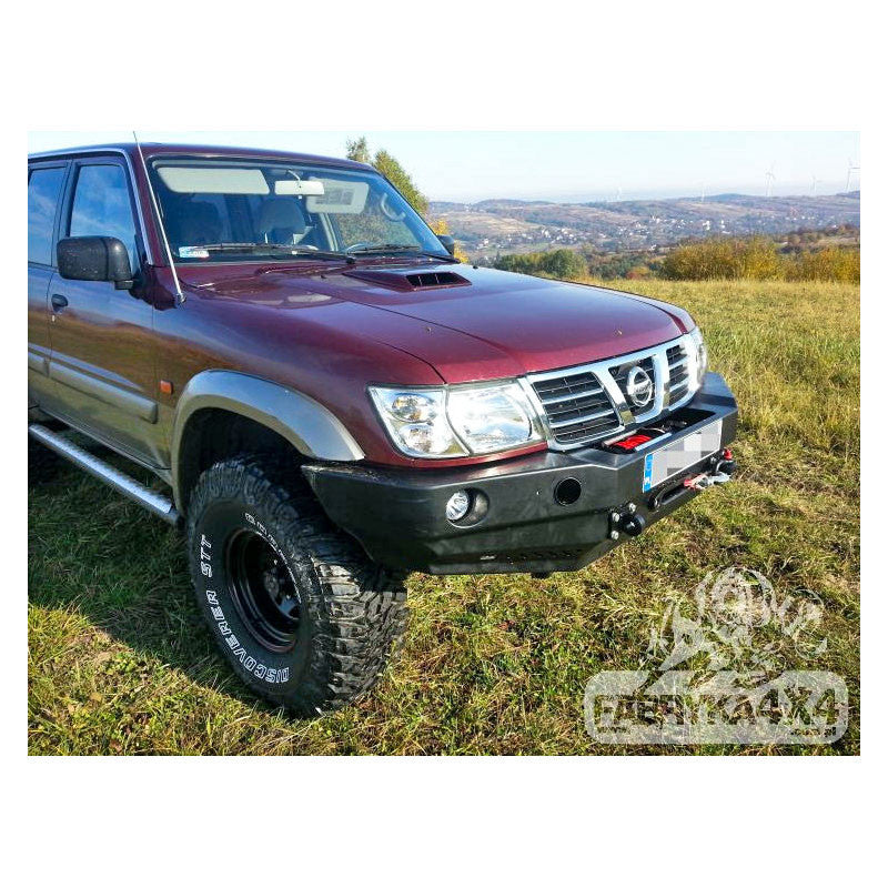 Front bumper Nissan Y61