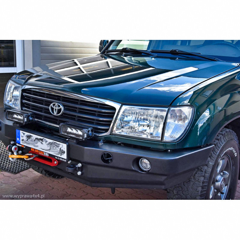 Front bumper Toyota LCJ100 98-04, pre-facelift version