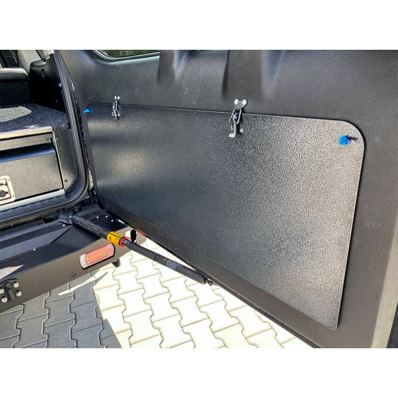 Expedition table Toyota LCJ150 2013-17