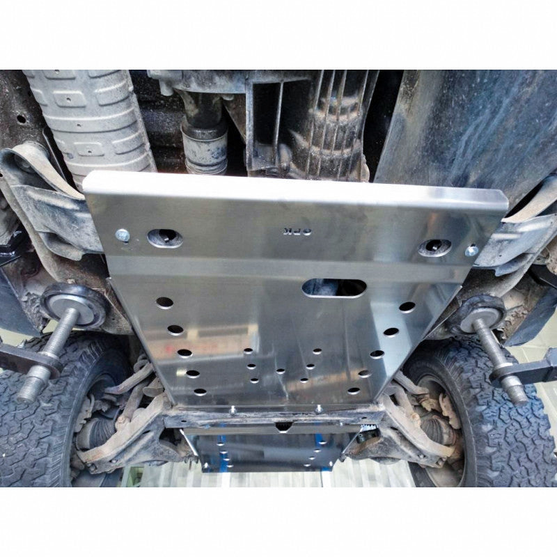 Automatic gearbox skid plate, diesel Mitsubishi Pajero III 99-06