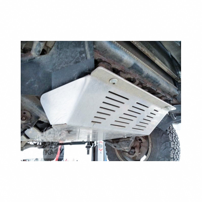 Aluminium engine skid plate for original bumper Toyota Hilux 05-15