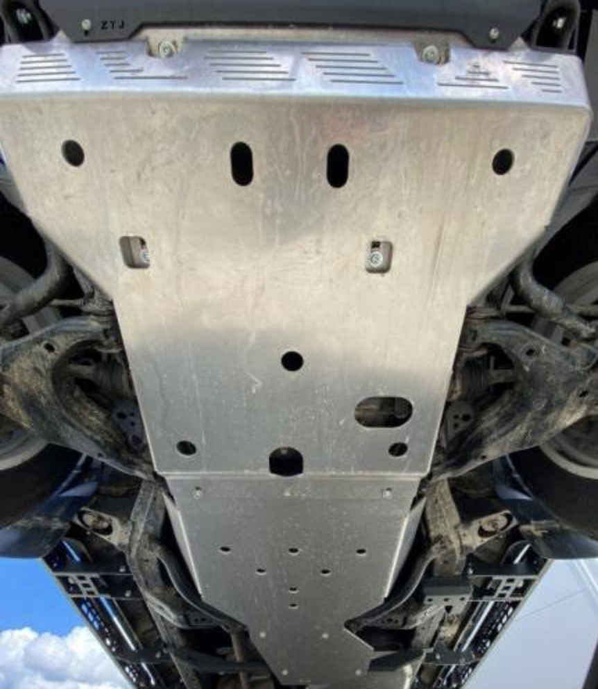 Engine skid plate Toyota LCJ150 2017-