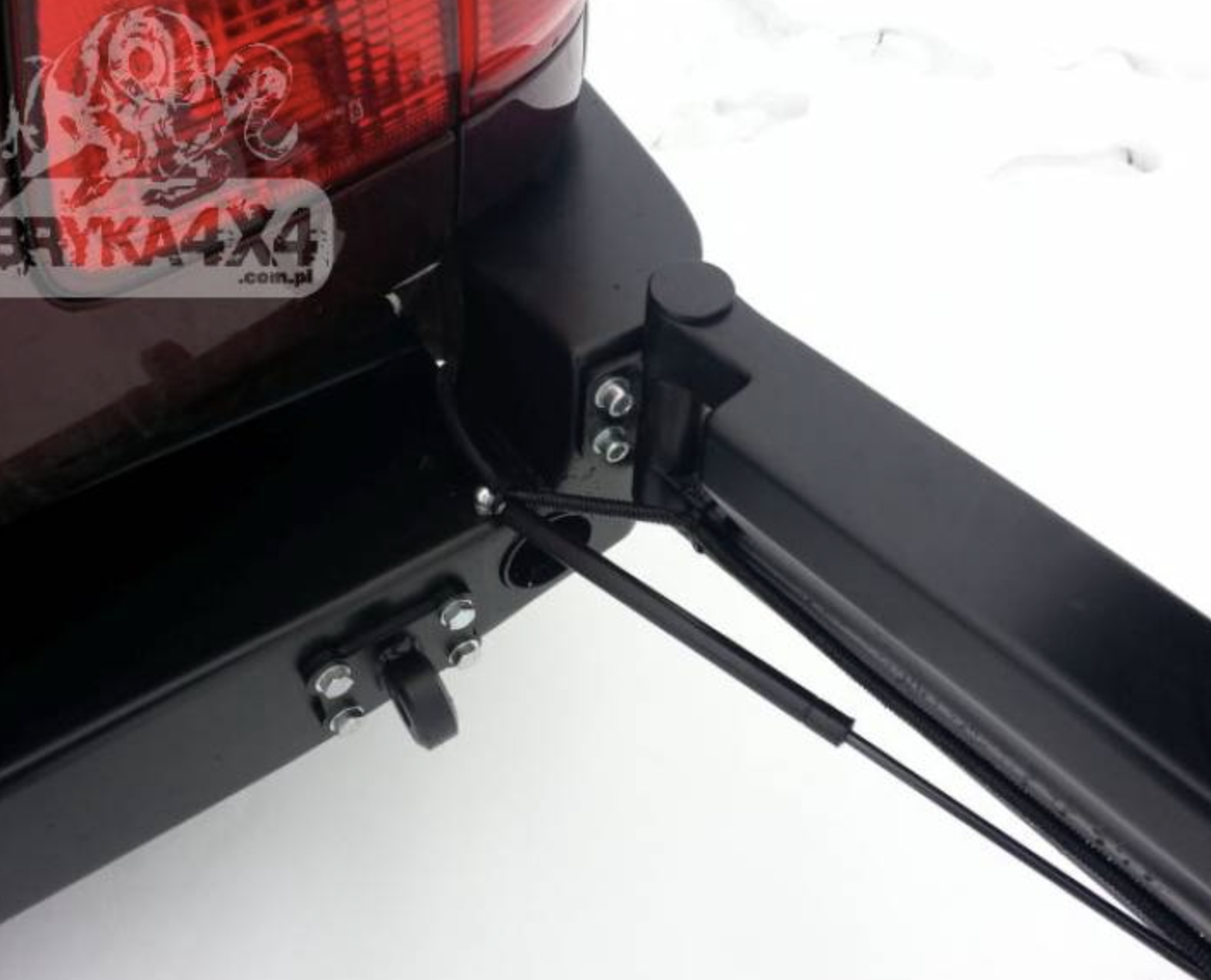 Wheel carrier Toyota LCJ105 98-07