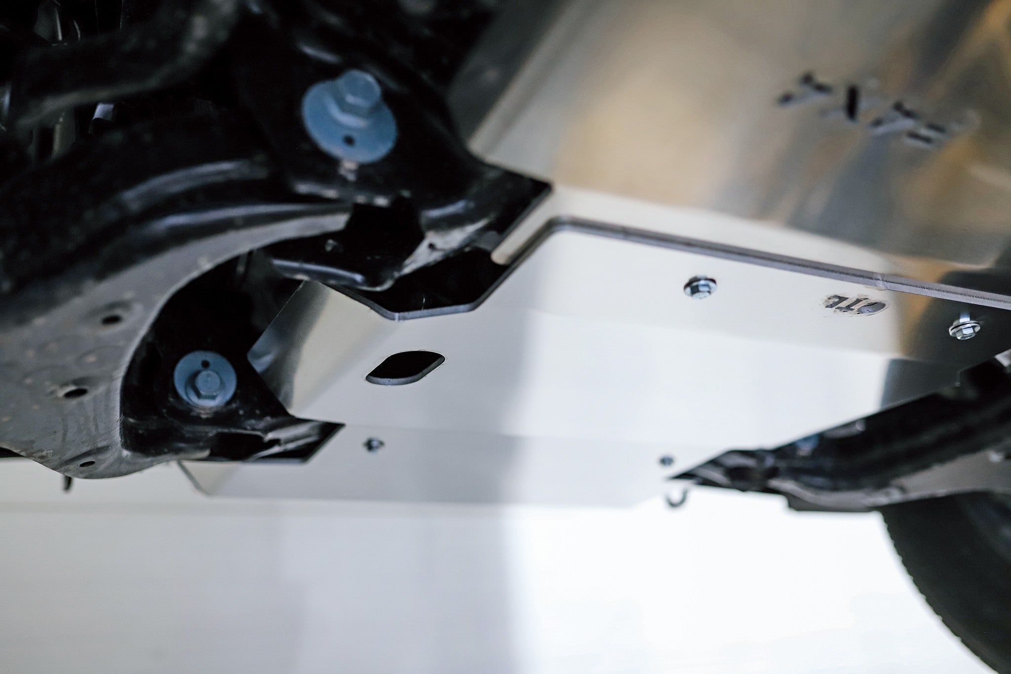 Engine skid plate Toyota LCJ250 2024-