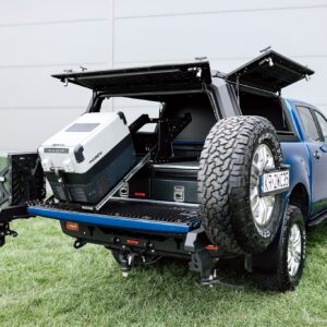 Universal 55L fridge mount, slide-out and tilting