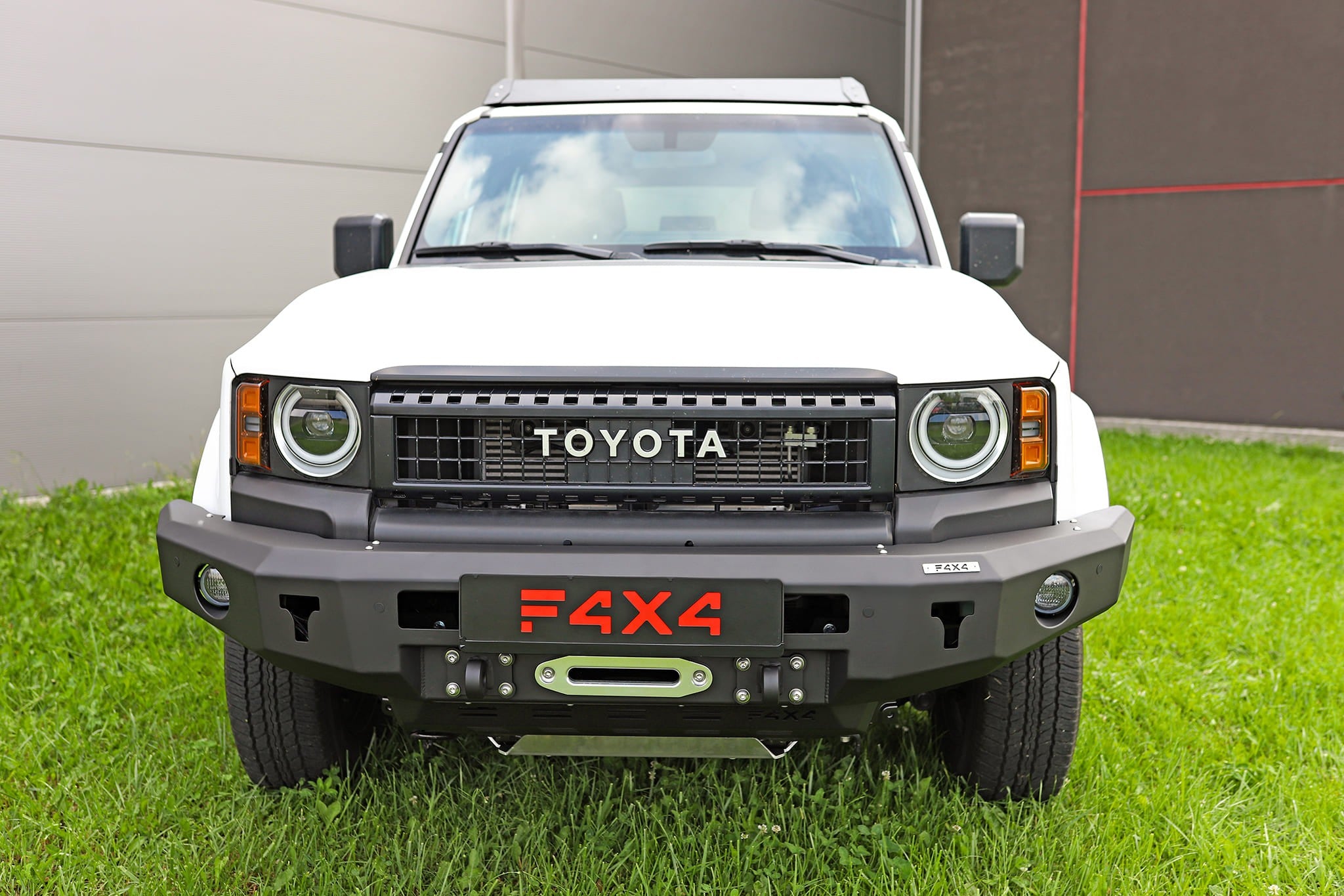 Front bumper Toyota Land Cruiser J250 2024-