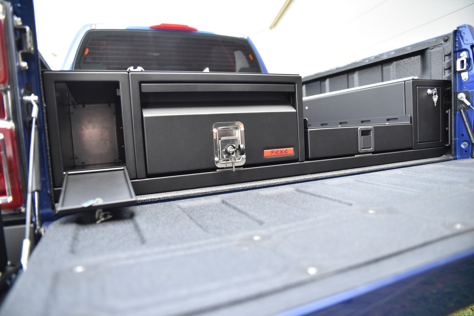 Half-open expedition drawer system Isuzu D-MAX 2020-2024