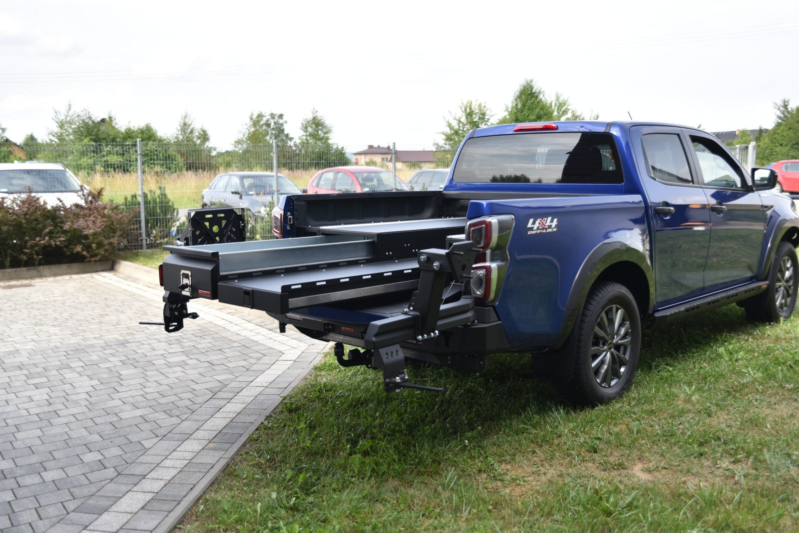 Half-open expedition drawer system Isuzu D-MAX 2020-2024