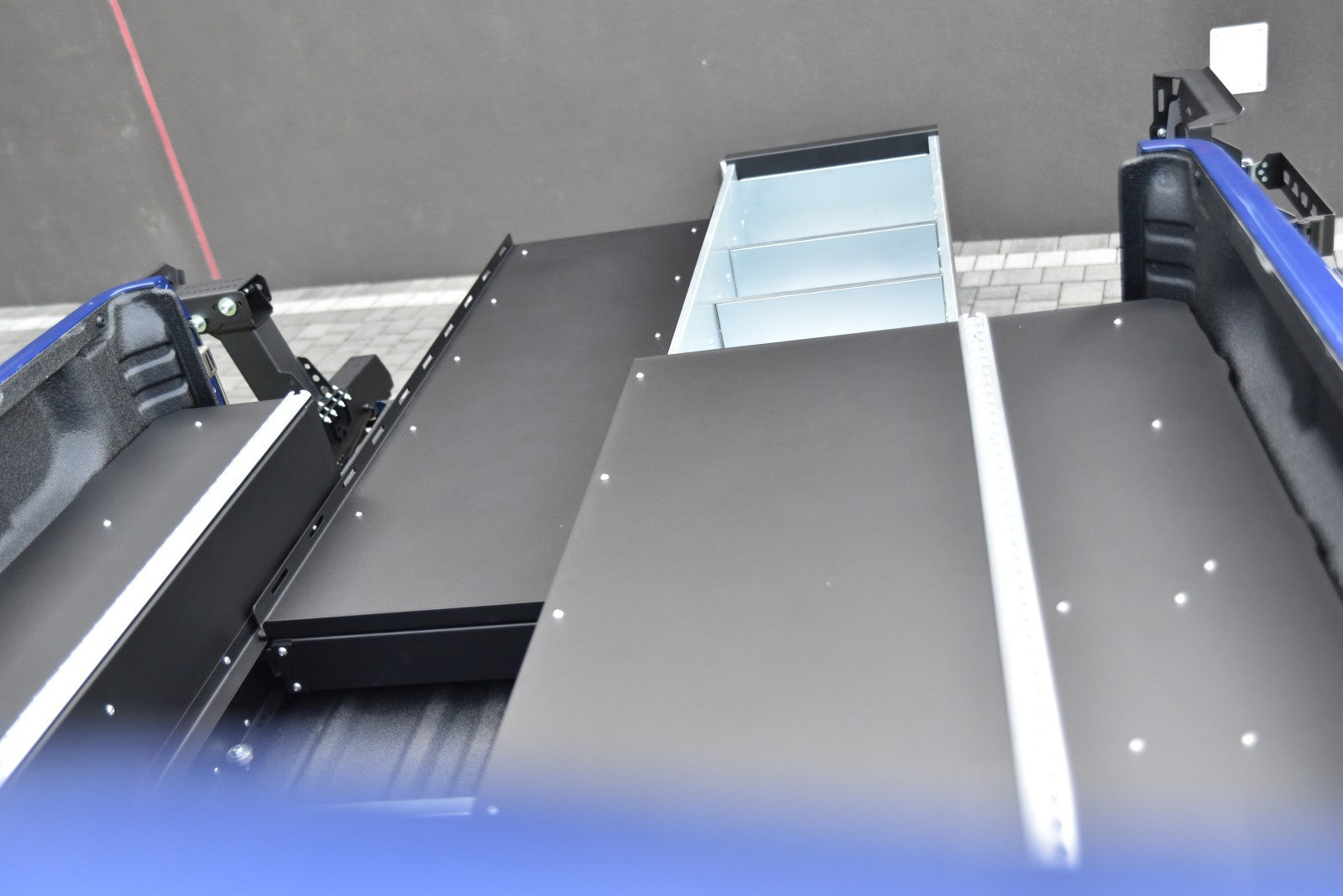 Half-open expedition drawer system Isuzu D-MAX 2020-2024