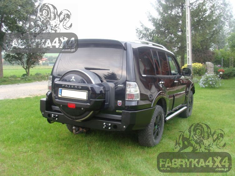 Rear bumper Mitsubishi Pajero IV 06-15