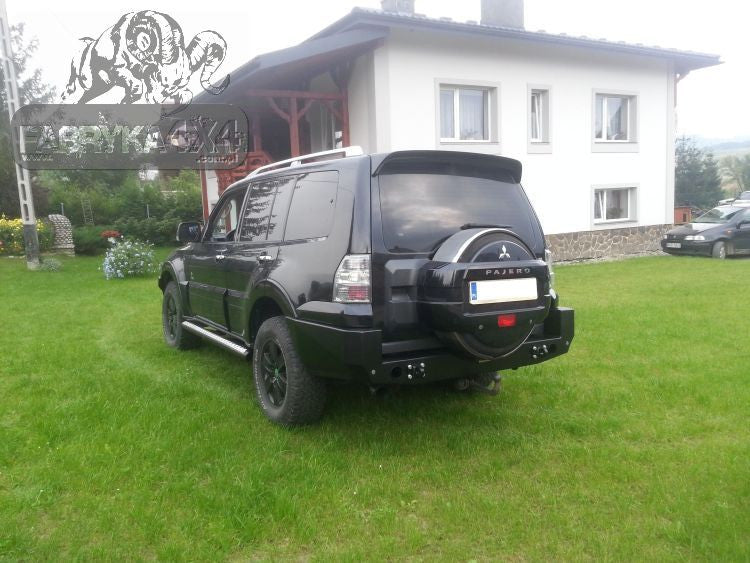 Rear bumper Mitsubishi Pajero IV 06-15