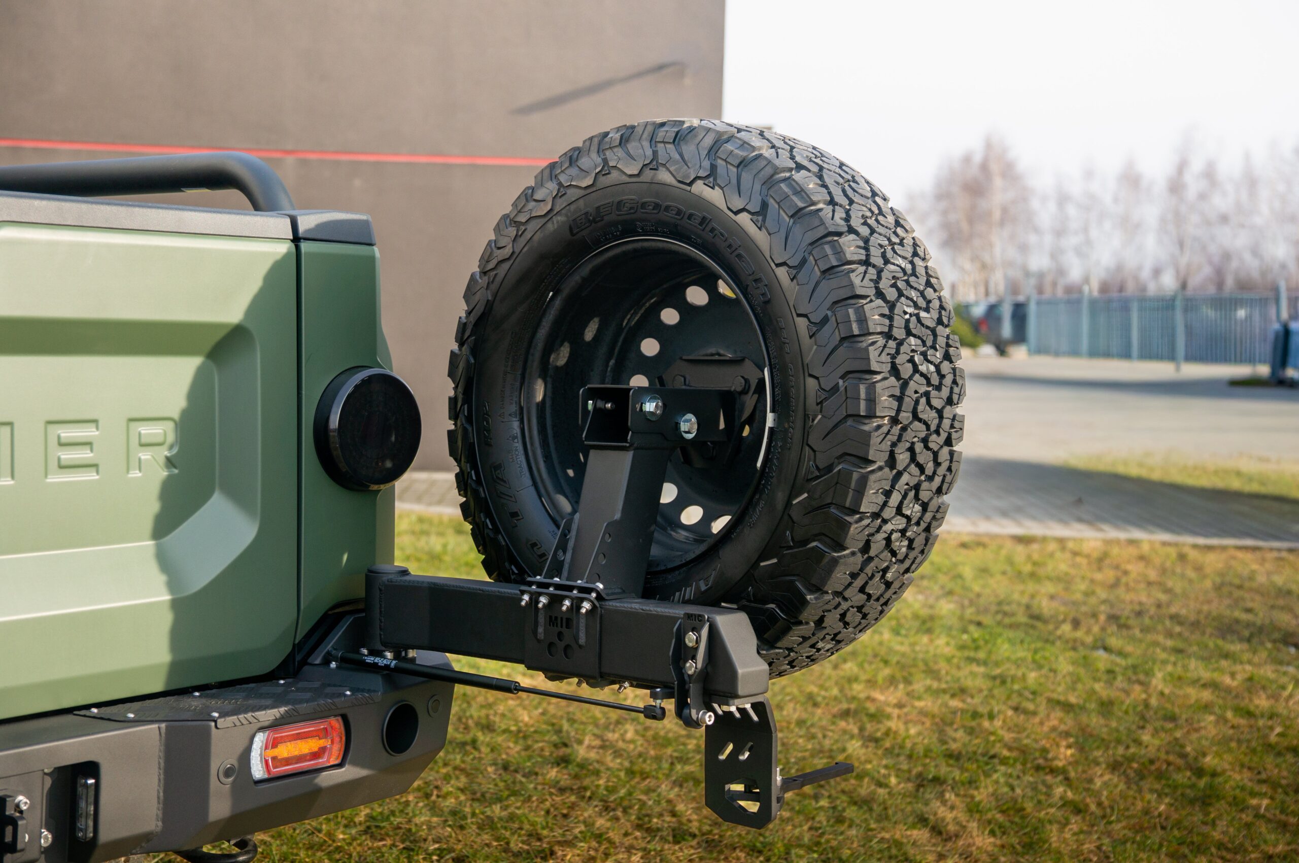 Modular mount, right Ineos Grenadier Quartermaster 3.0B 2023-