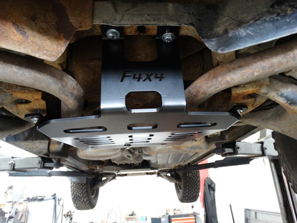 Steel rear axle skid plate Land Rover Discovery III